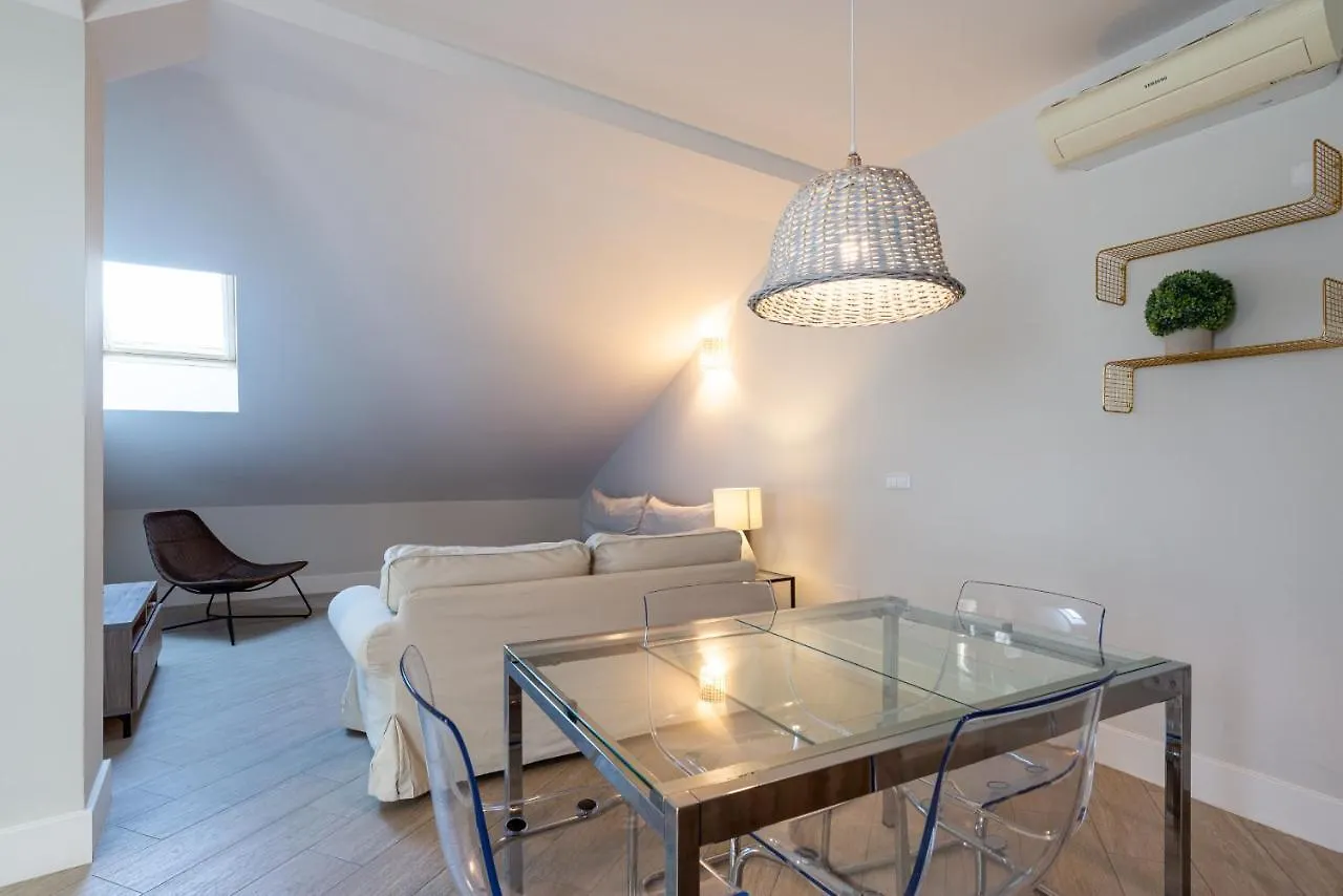Urbe10 Angel Suites 2 Bedrooms Apartment 4A Málaga 0*,  Spagna